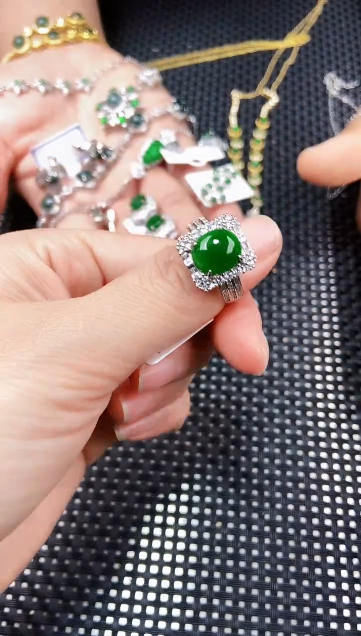 【闪购商品】翡翠戒指未镶嵌111111111