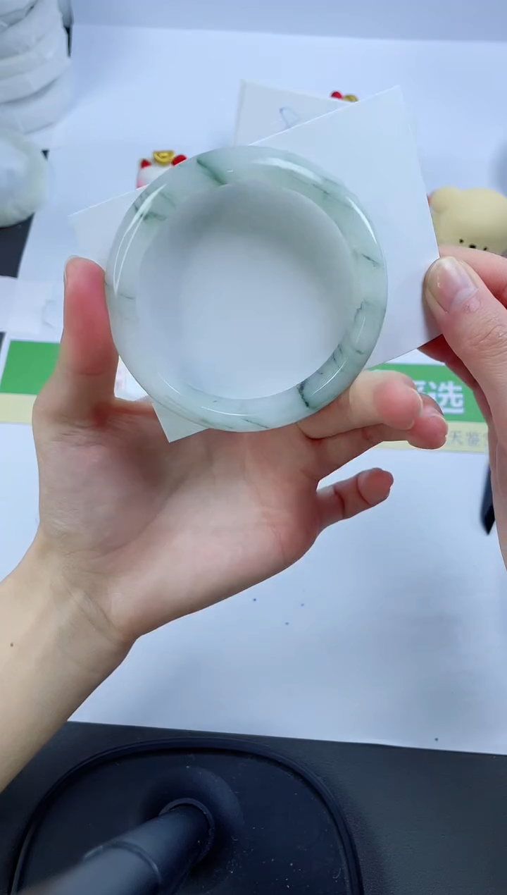 【闪购商品】石英质玉手镯未镶嵌662-61