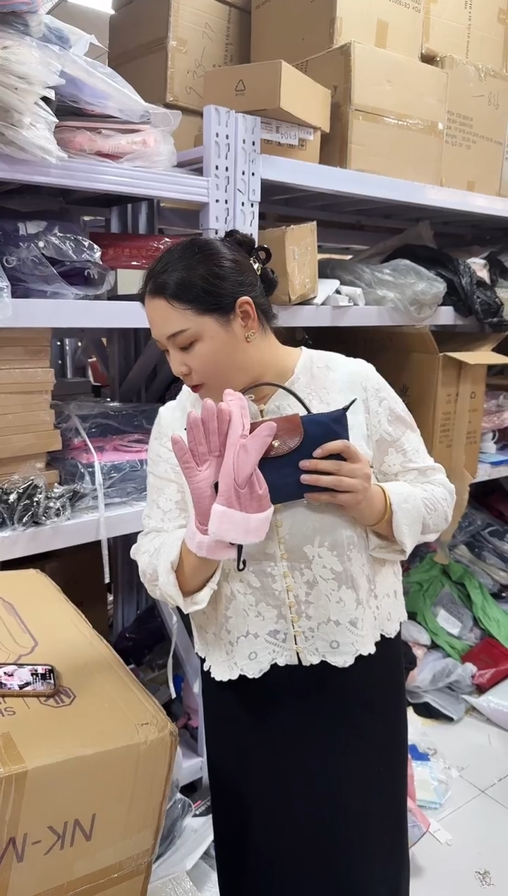 牦牛剖层皮革琪老板女包6号店超好看