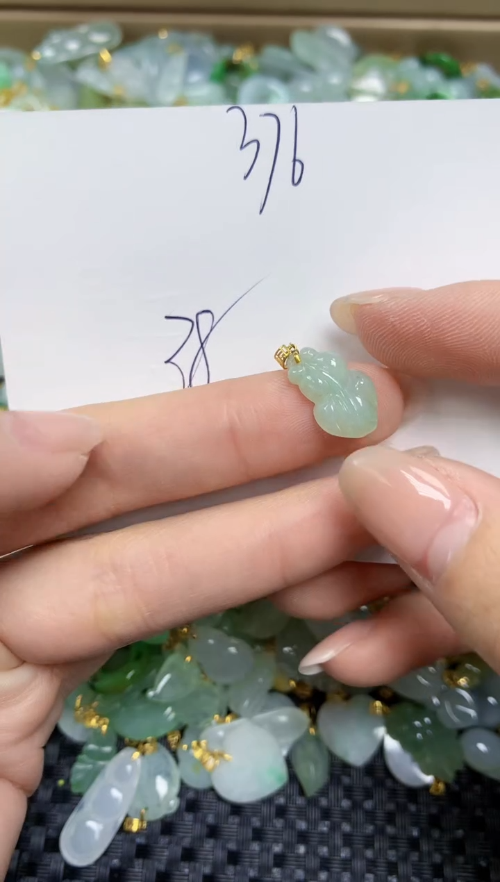 【闪购商品】翡翠颈饰18K金镶嵌天然缅甸A货翡翠