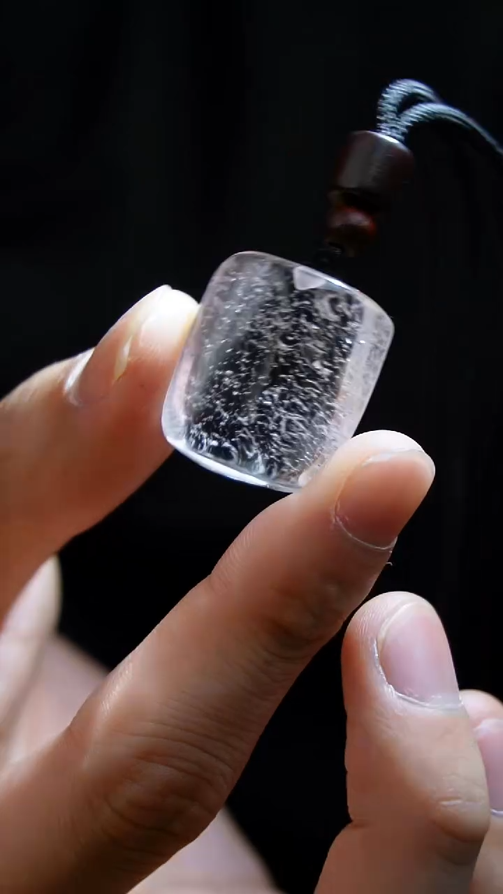 吊坠(赠链)未镶嵌水晶水晶