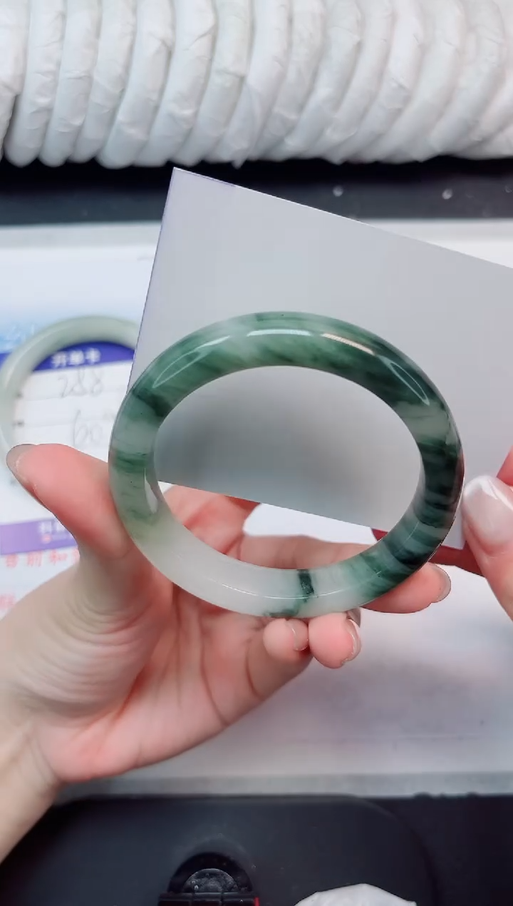 【闪购商品】石英质玉手镯未镶嵌289#56