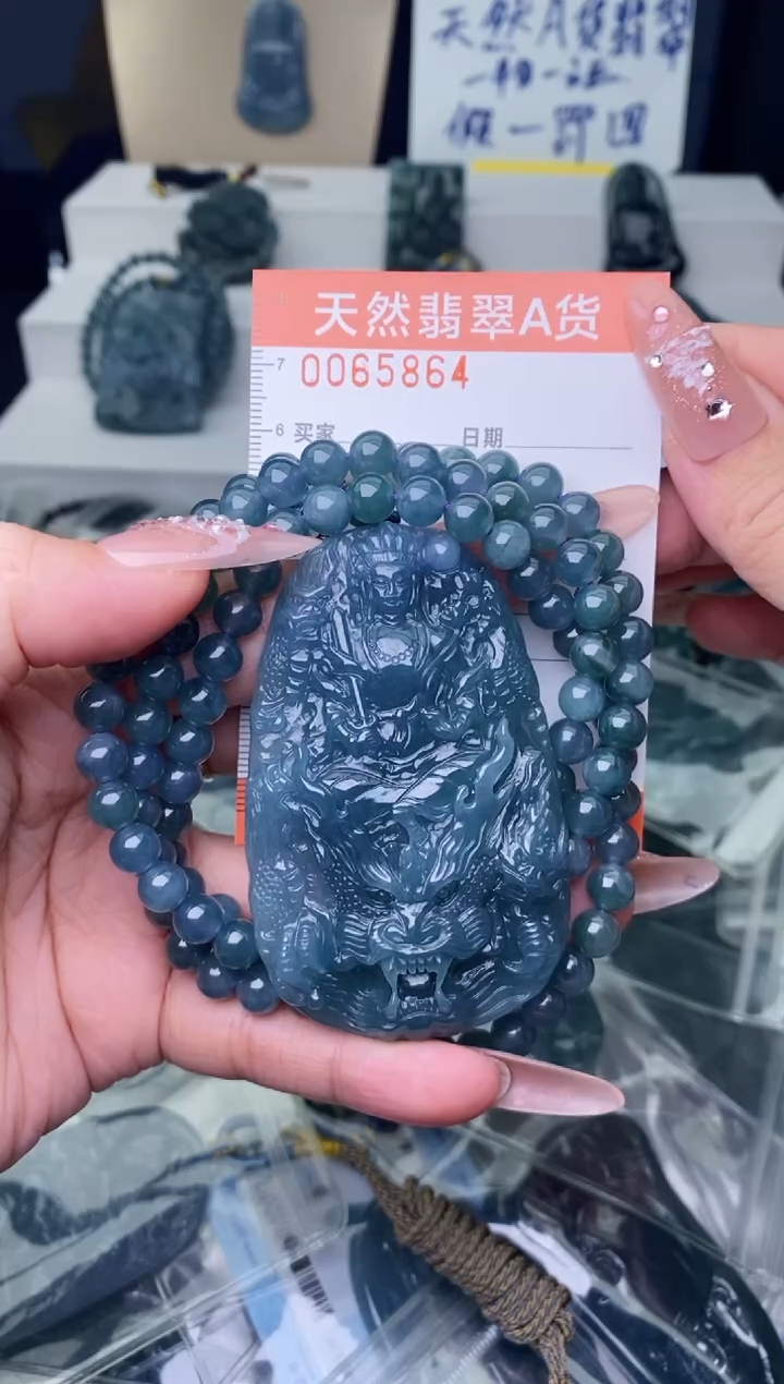 【闪购商品】翡翠颈饰未镶嵌·········