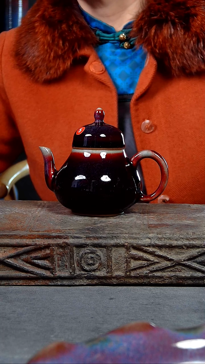 【闪购商品】5钧瓷窑变茄皮紫思亭壶