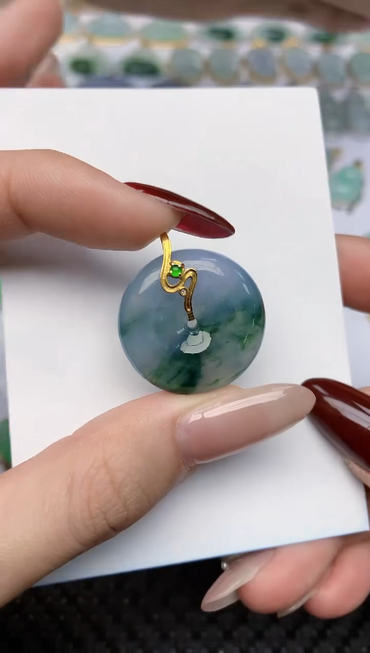 【闪购商品】翡翠颈饰18K金镶嵌天然翡翠a货