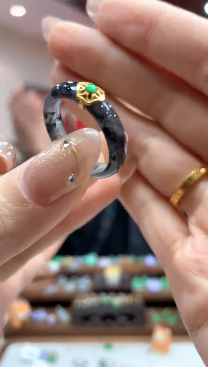 【闪购商品】翡翠戒圈18K金镶嵌戒圈 15-16