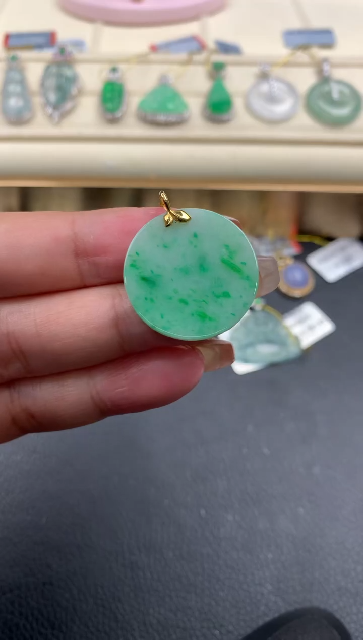 【闪购商品】翡翠颈饰18K金镶嵌Q233