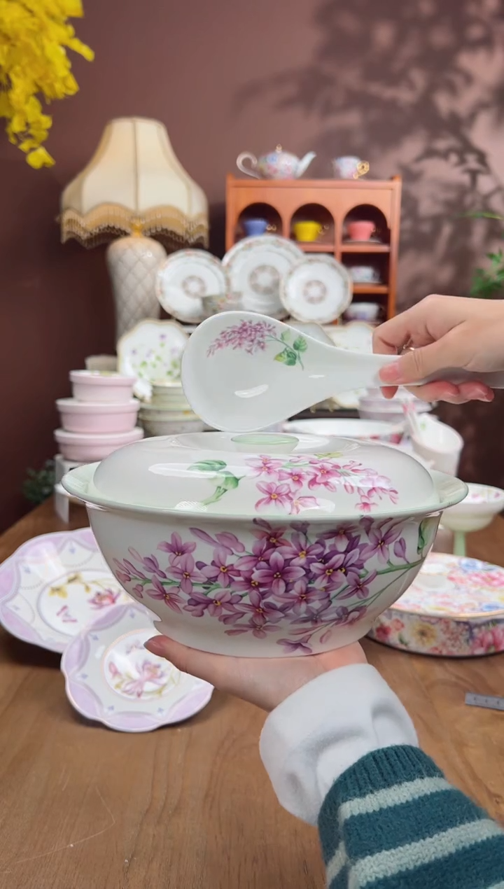 【闪购商品】瓦当丁香花带盖大汤锅（配大汤勺）1套