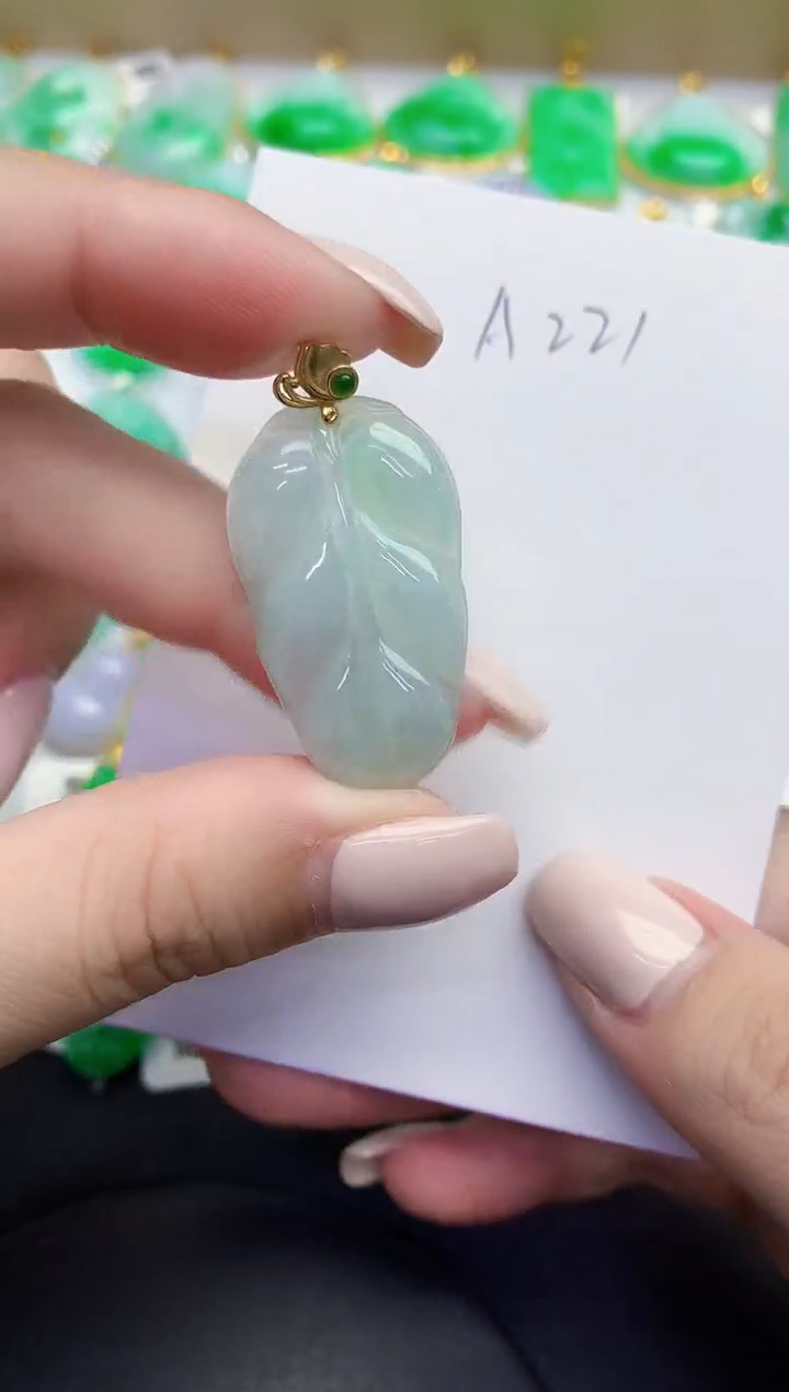 颈饰未镶嵌翡翠缅甸天然翡翠A货