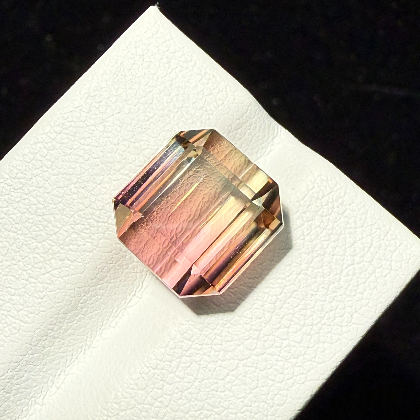 10.66ct天然西瓜碧玺裸石 尺寸11.1*10.8*9.1mm