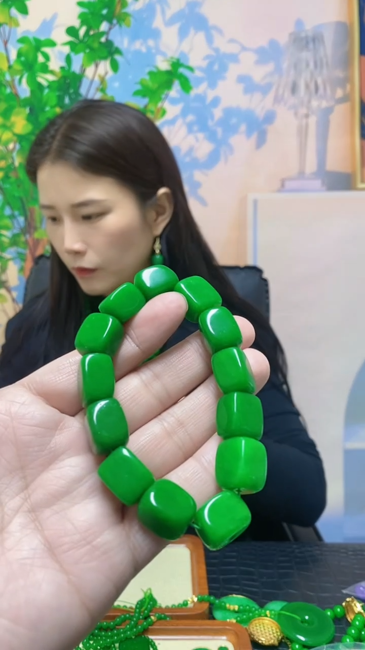 【闪购商品】翡翠手链未镶嵌翡翠手链
