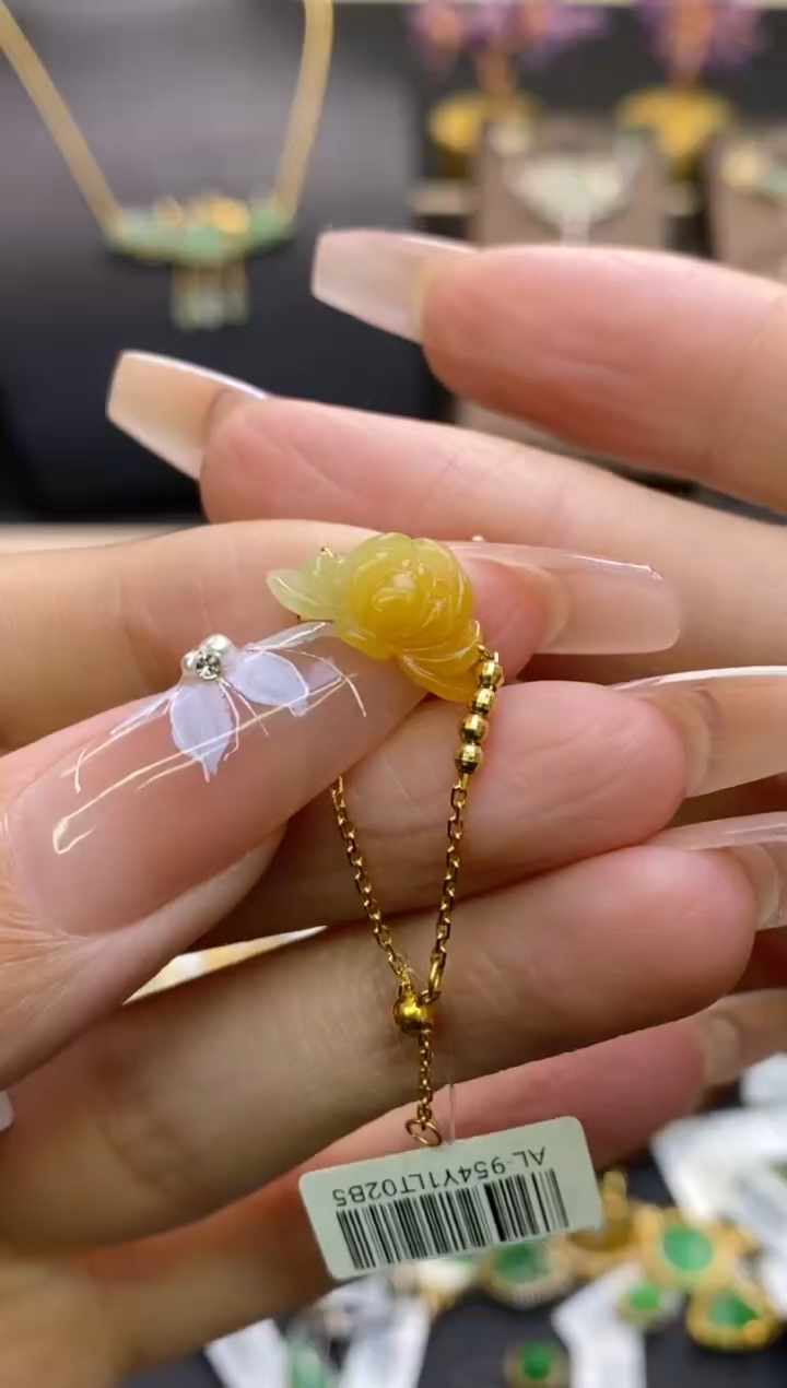【闪购商品】翡翠颈饰18K金镶嵌净货12424