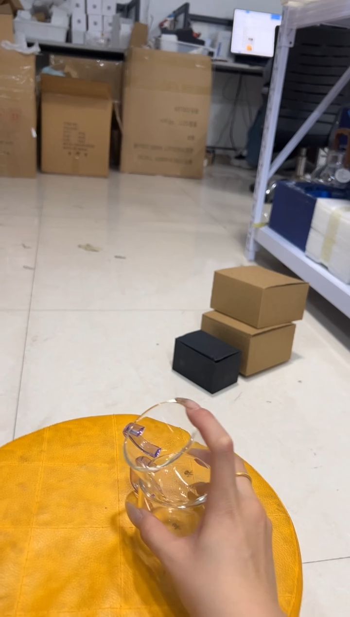 紫色把杯简易包装