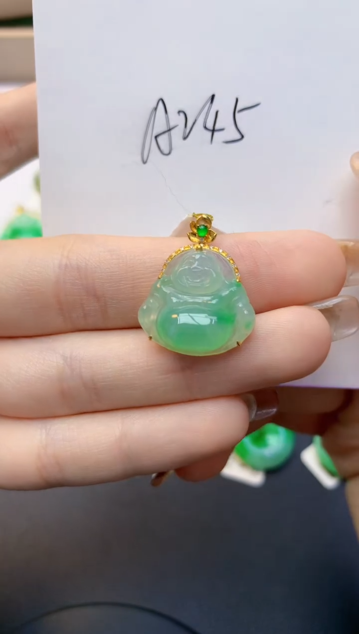 颈饰18K金镶嵌翡翠天然A货翡翠百元以上9元证书费自理