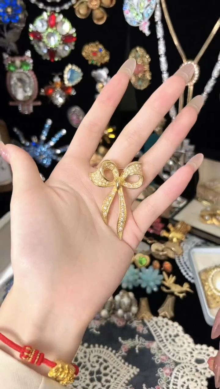 铁合金合成碳硅石napier蝴蝶结精致胸针739