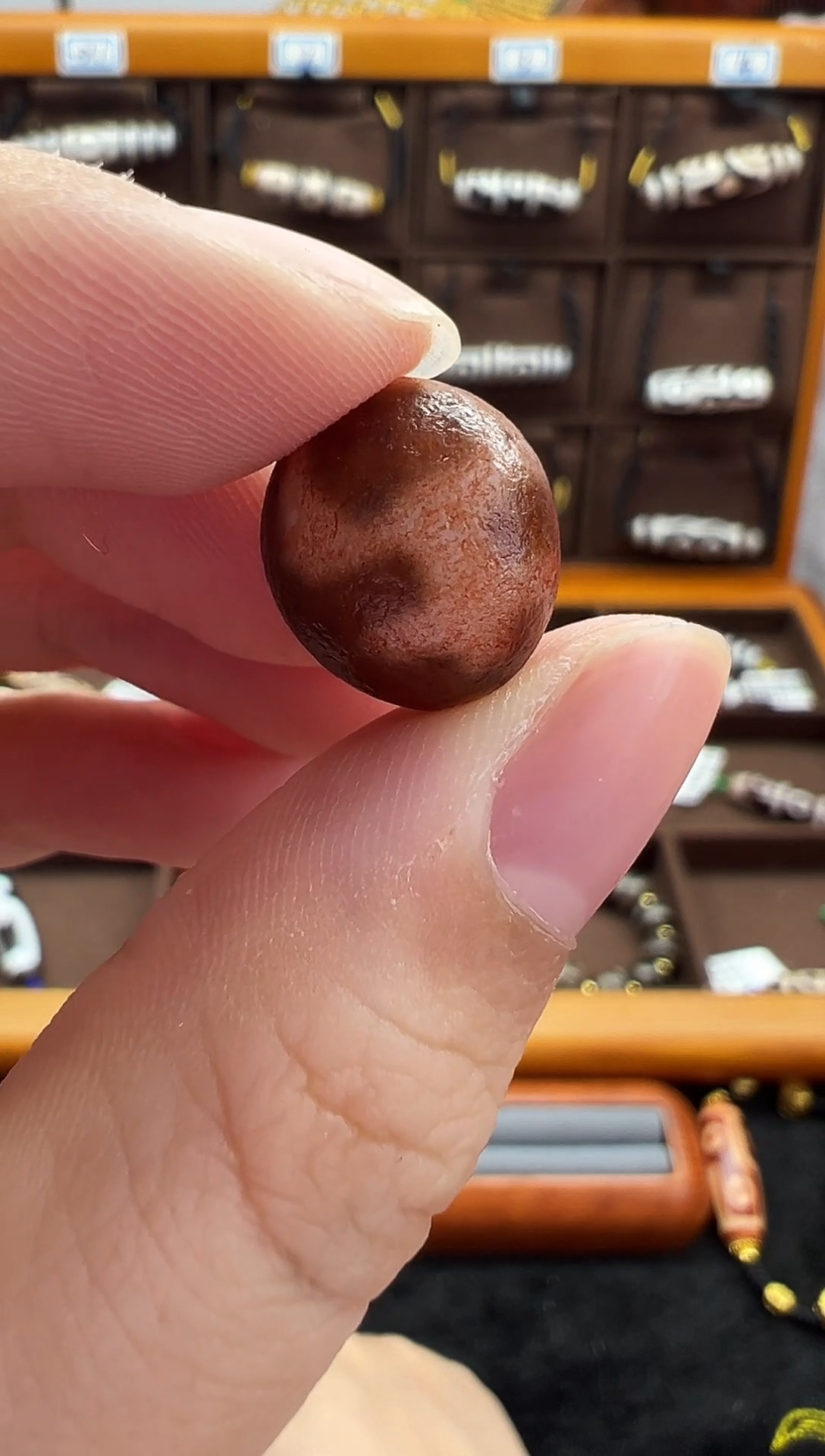 玛瑙/玉髓（覆膜）颈饰未镶嵌135.(微瑕)