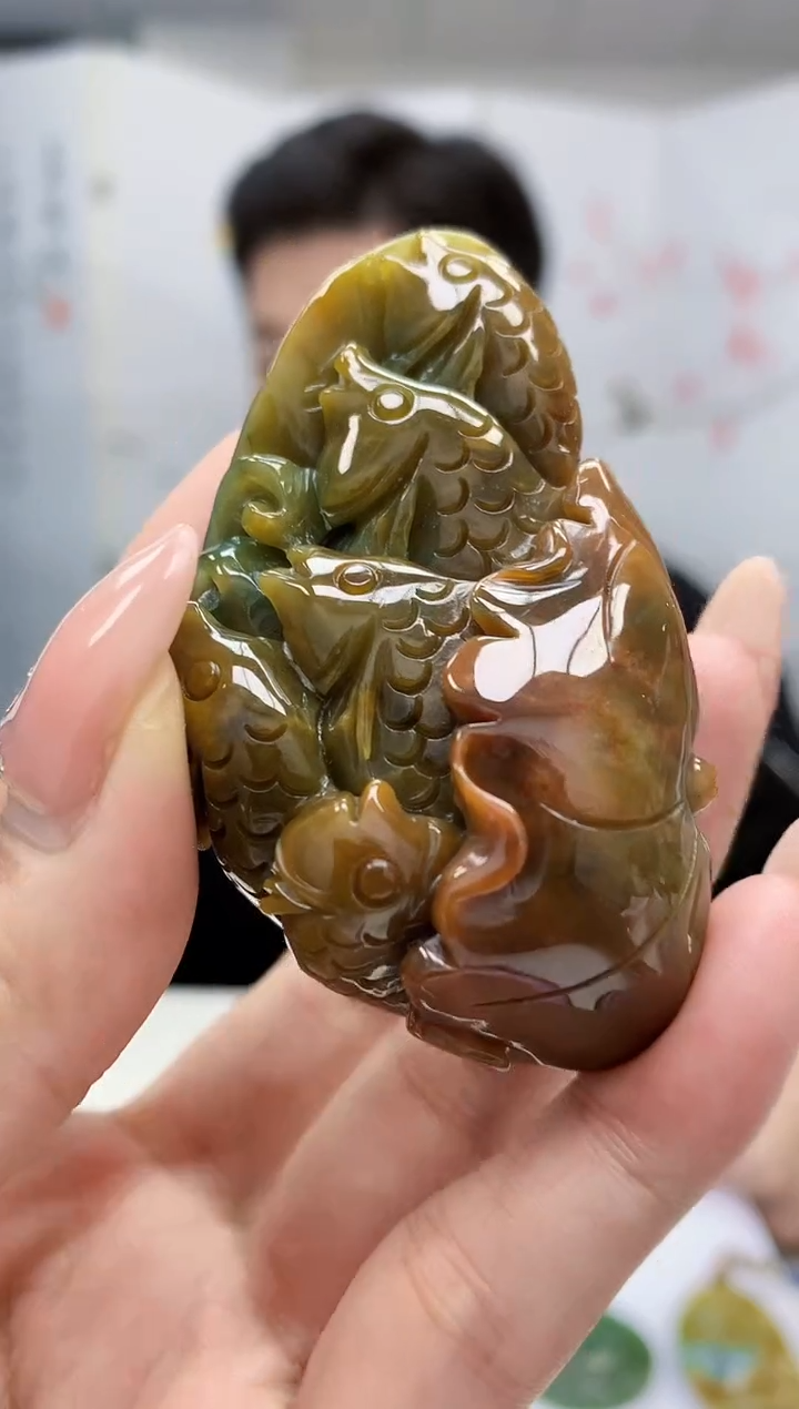 【闪购商品】定制翡翠未镶嵌4917MM-毛货挂件9