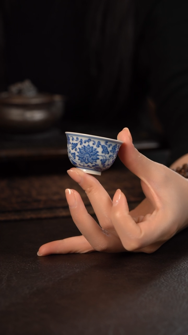 【闪购商品】杯聚澜堂点工缠枝莲一口杯