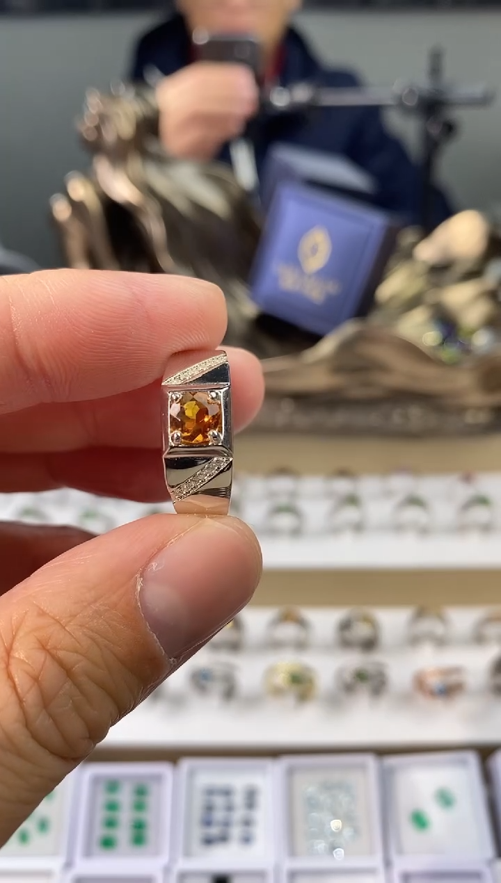 【闪购商品】黄晶戒指银S925镶嵌1ct宽版通灵闭口拍下备注圈口号