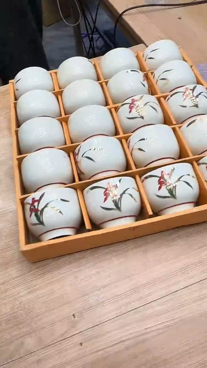 祺**善2003墨樱社专属定闪链接瓷