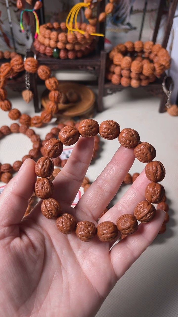 【闪购商品】文玩核桃手串小核桃