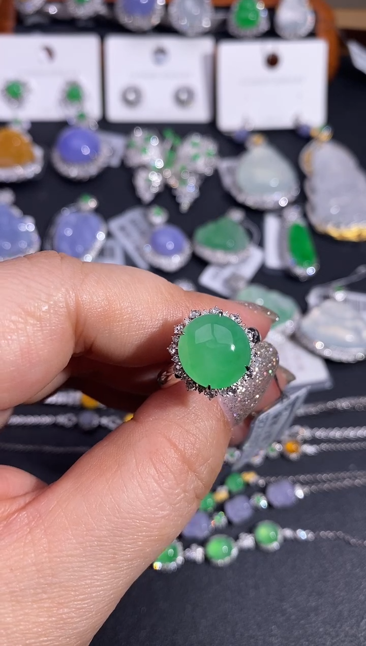 【闪购商品】翡翠戒指18K金镶嵌戒指