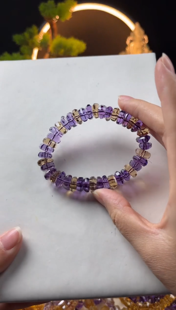 【闪购商品】水晶手链未镶嵌天然紫黄烟花切面手串11mm左右