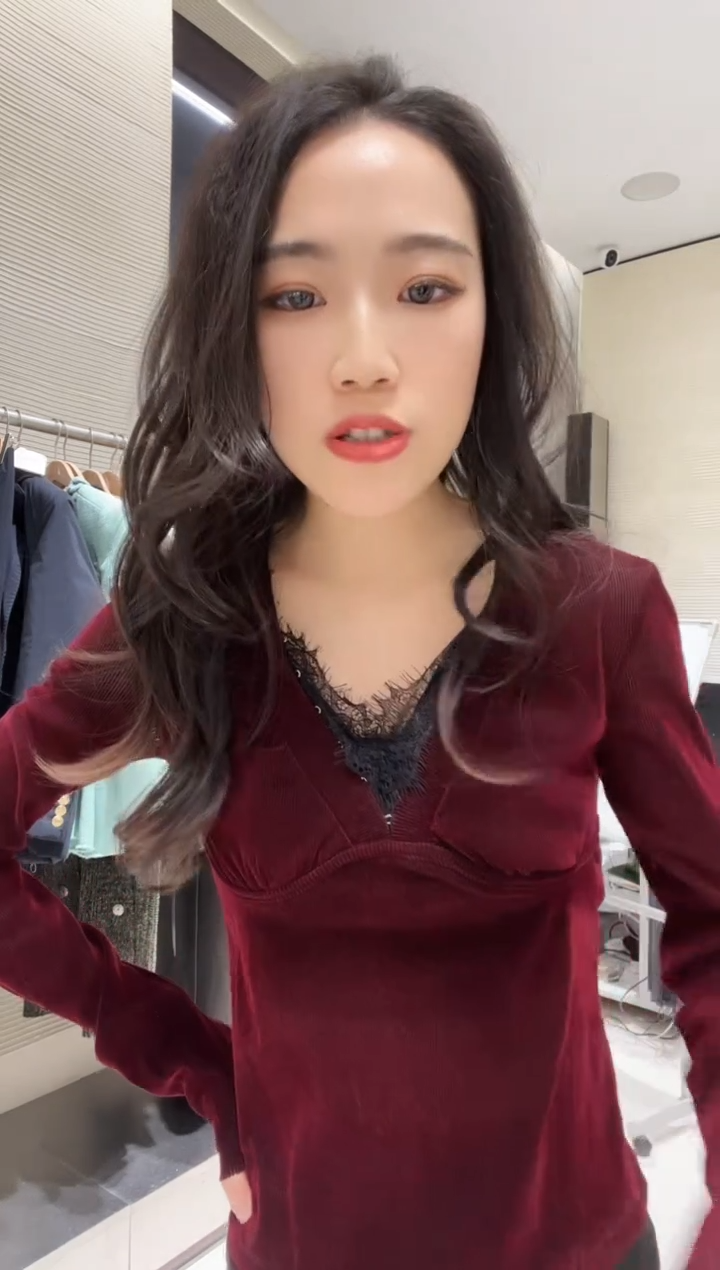 YCH蕾丝细节上衣  XS