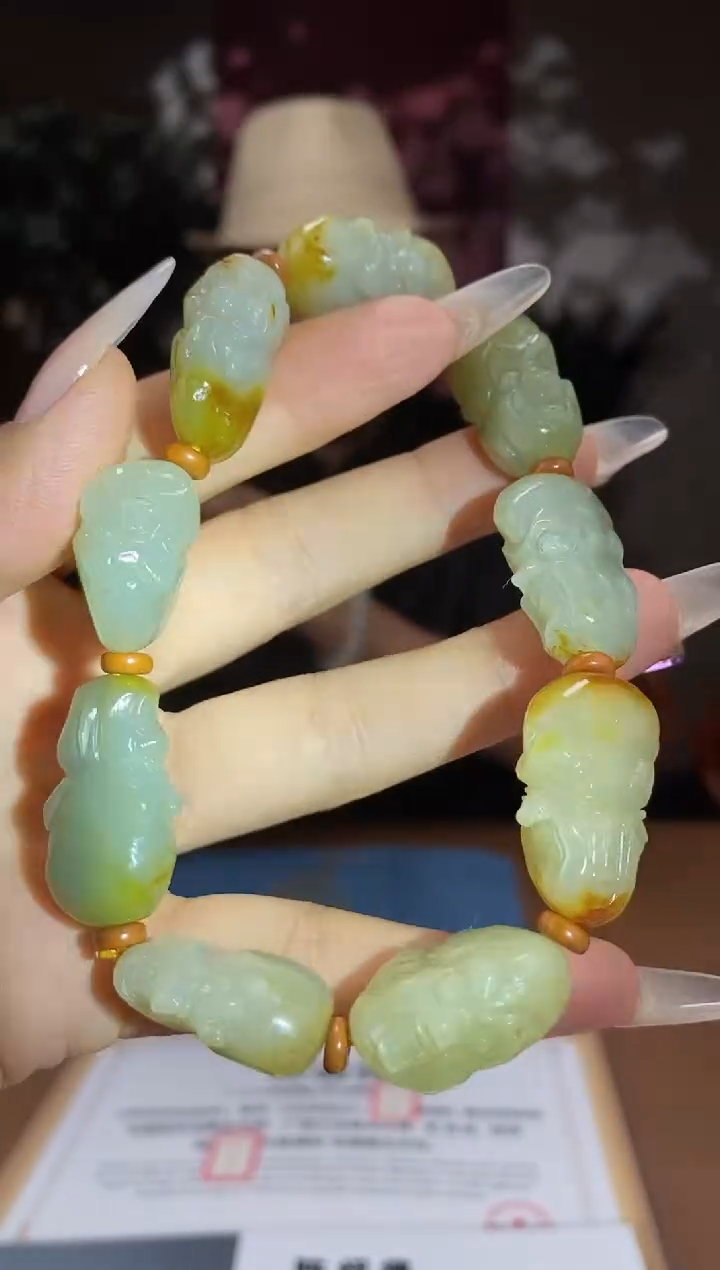 和田玉未镶嵌颈饰A858