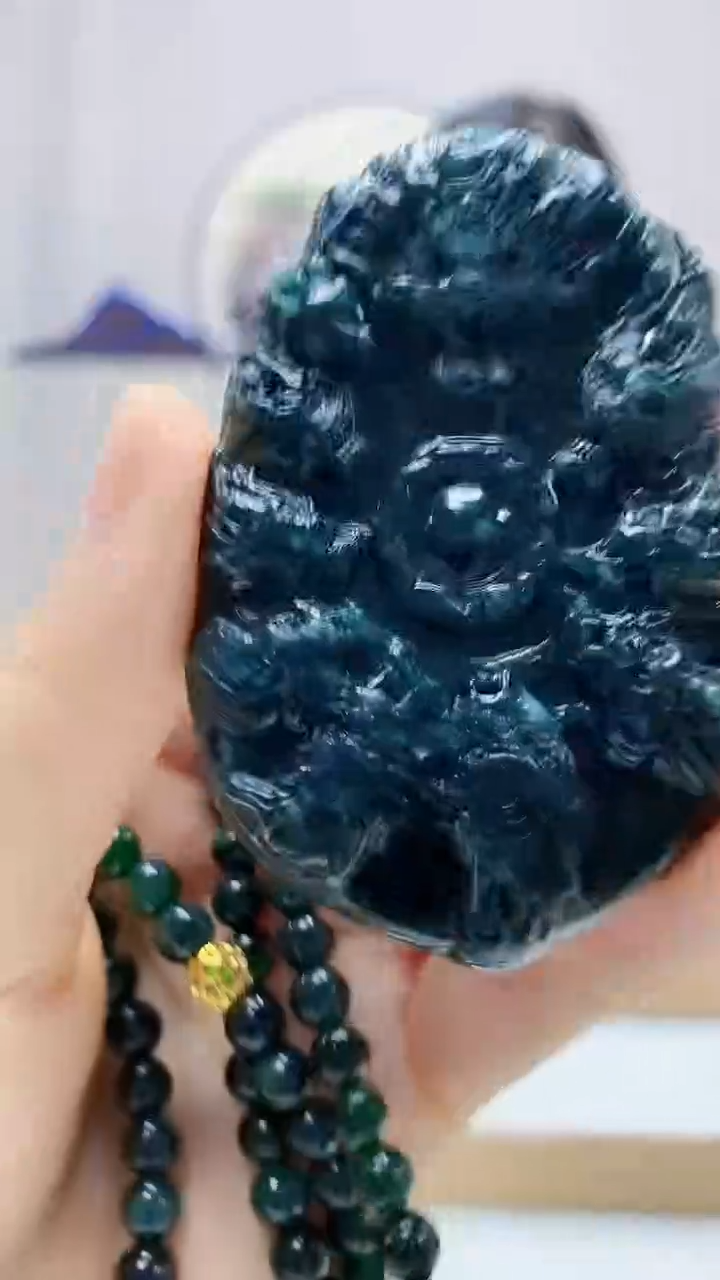 未镶嵌定制翡翠4812DD-毛货挂件赠珠链63