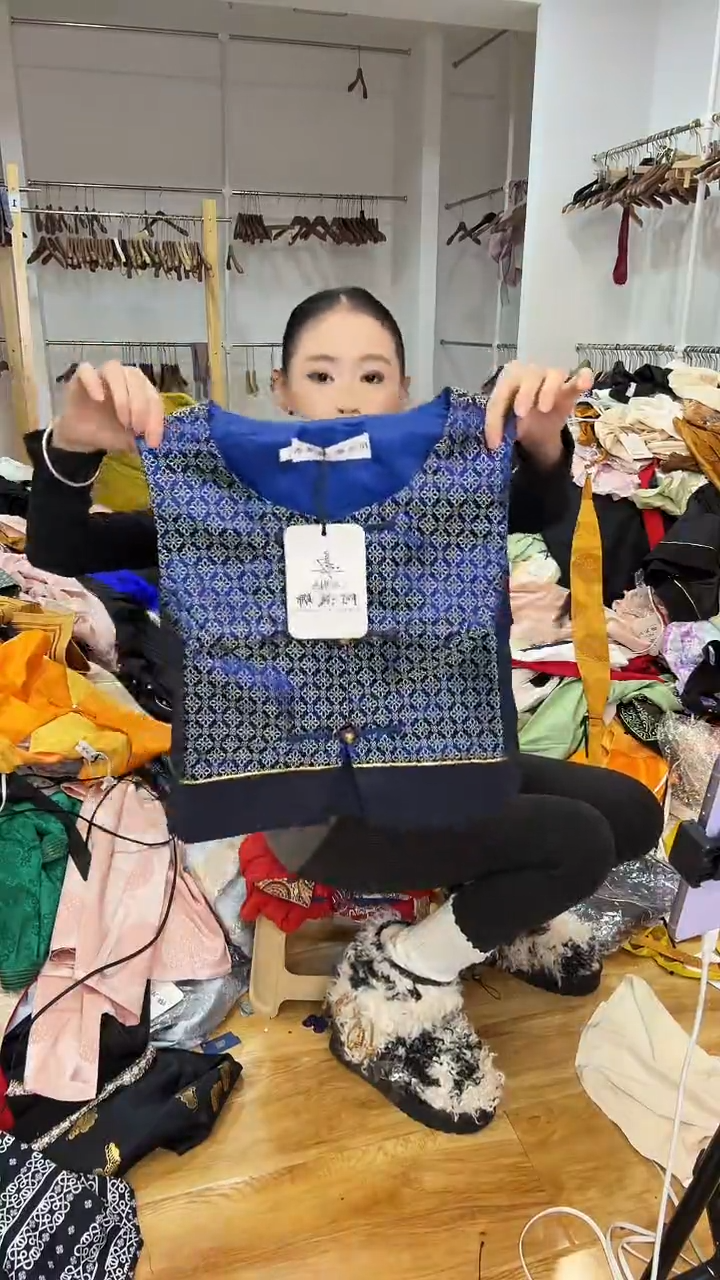 L码        105-115斤  马甲