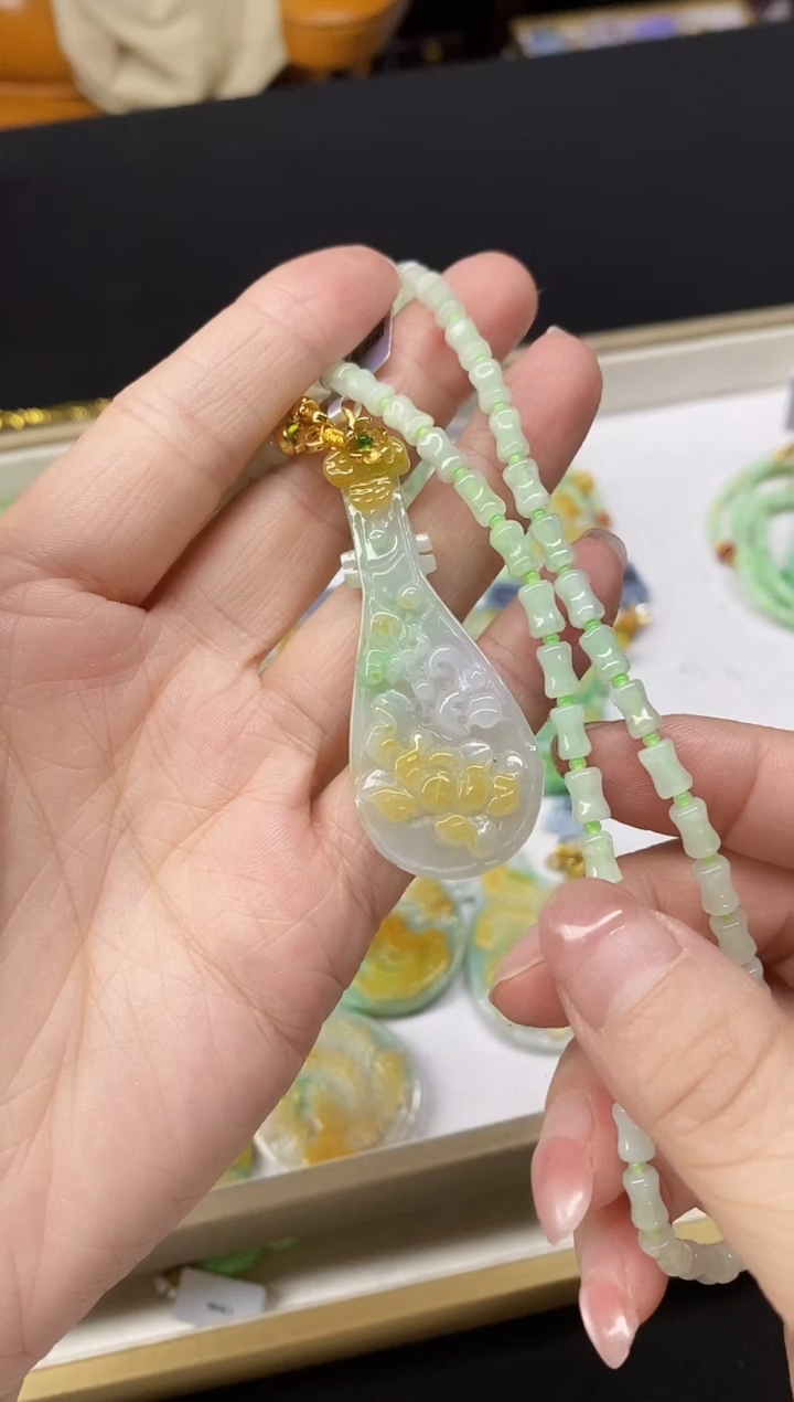 颈饰未镶嵌翡翠翡翠吊坠