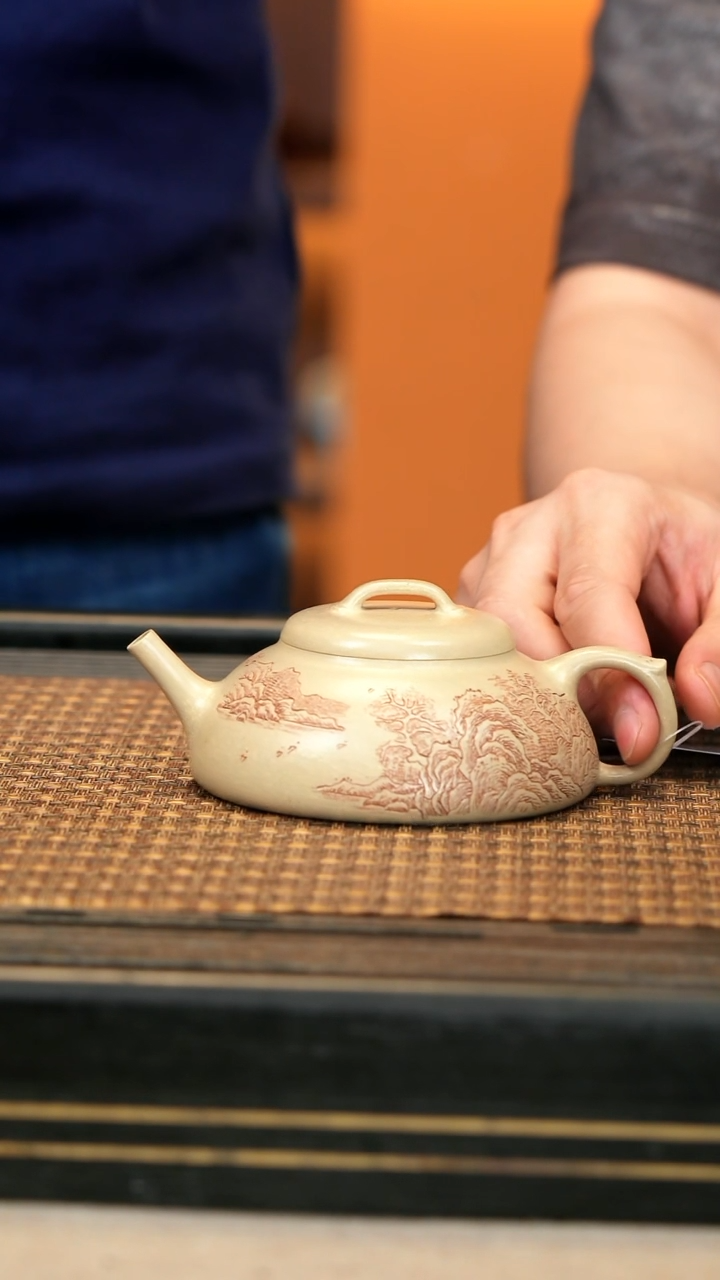 茶壶紫砂JXT36《山水·慰风》本山绿