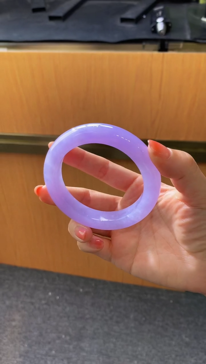 未镶嵌手镯翡翠- 圈口57.7 全款37万 定金2万