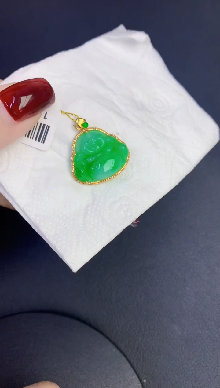 颈饰18K金镶嵌翡翠缅甸天然翡翠A货