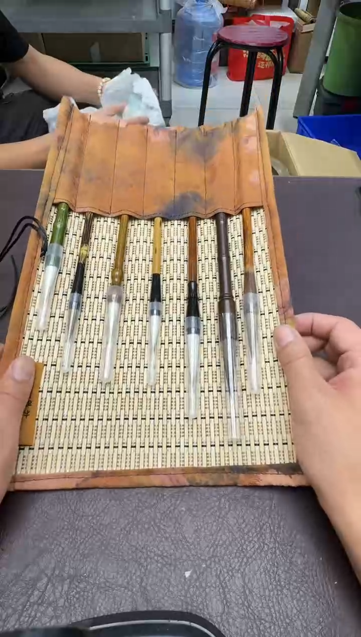 手工艺品琉璃金**?66