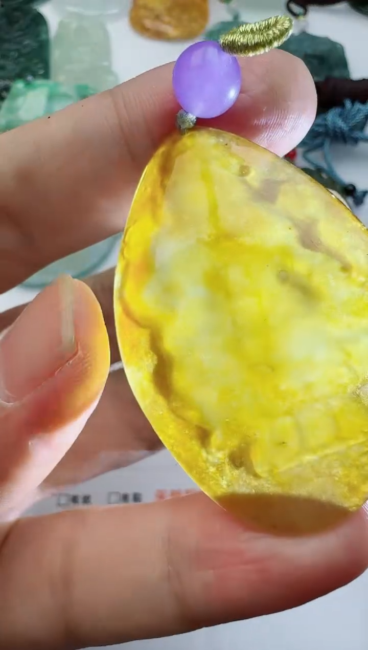 【闪购商品】翡翠颈饰未镶嵌11111111