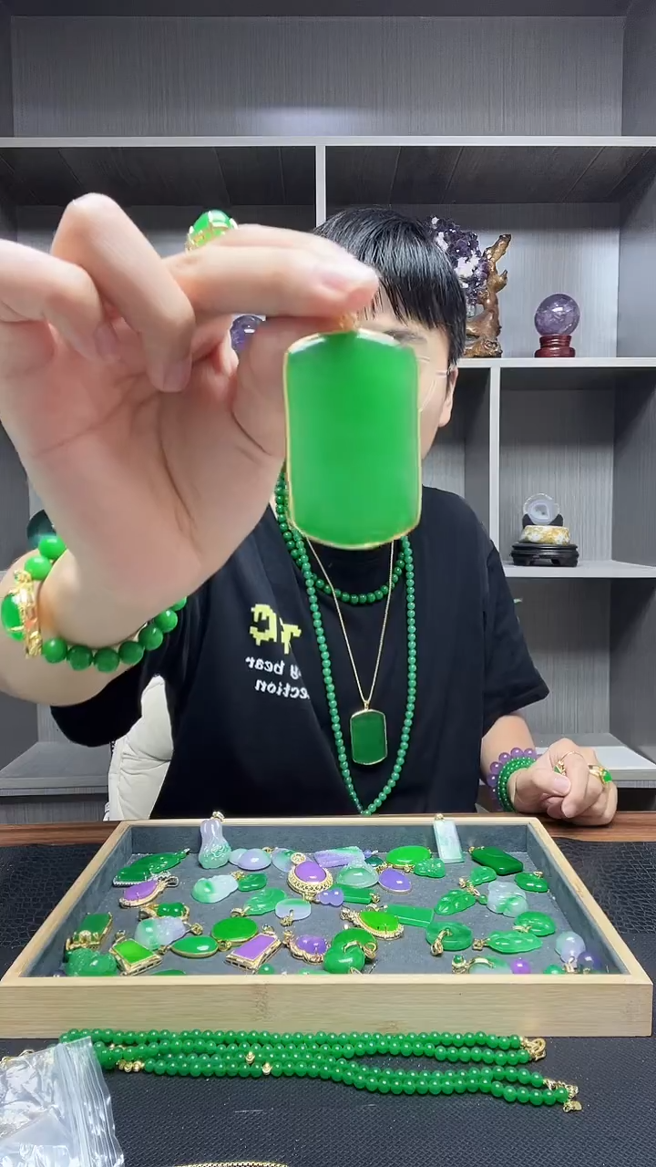 翡翠14K金镶嵌吊坠(赠链)吊坠