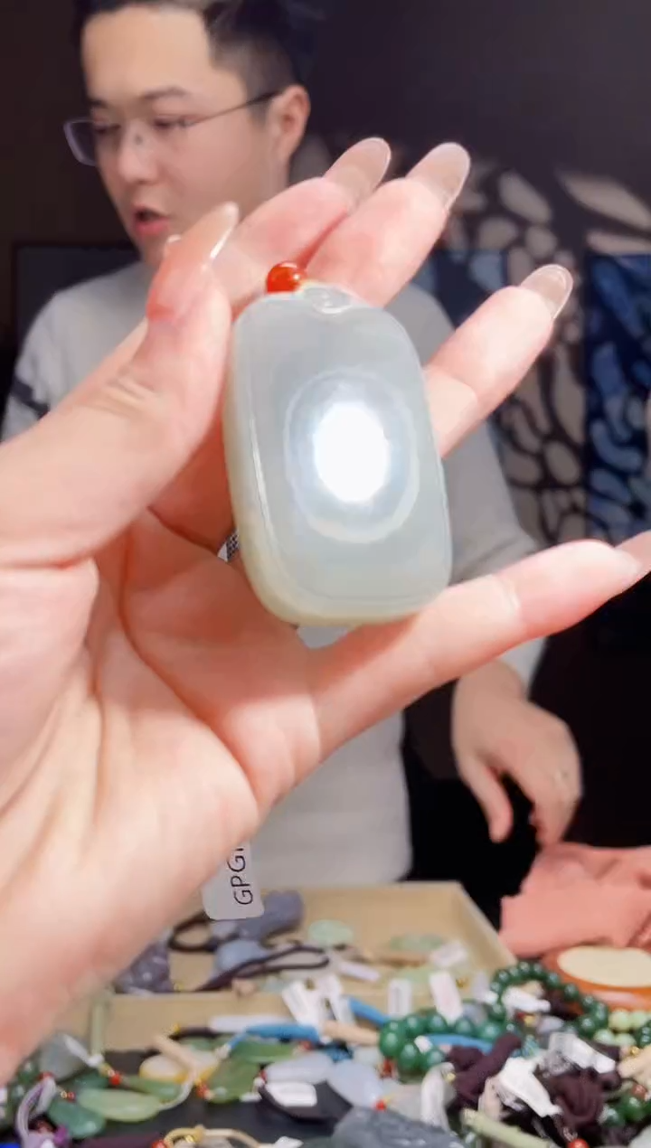 【闪购商品】和田玉挂件未镶嵌拍一发一