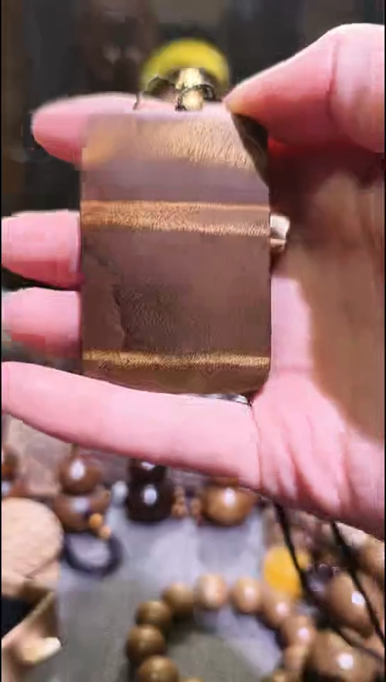 金丝楠无事牌手把件