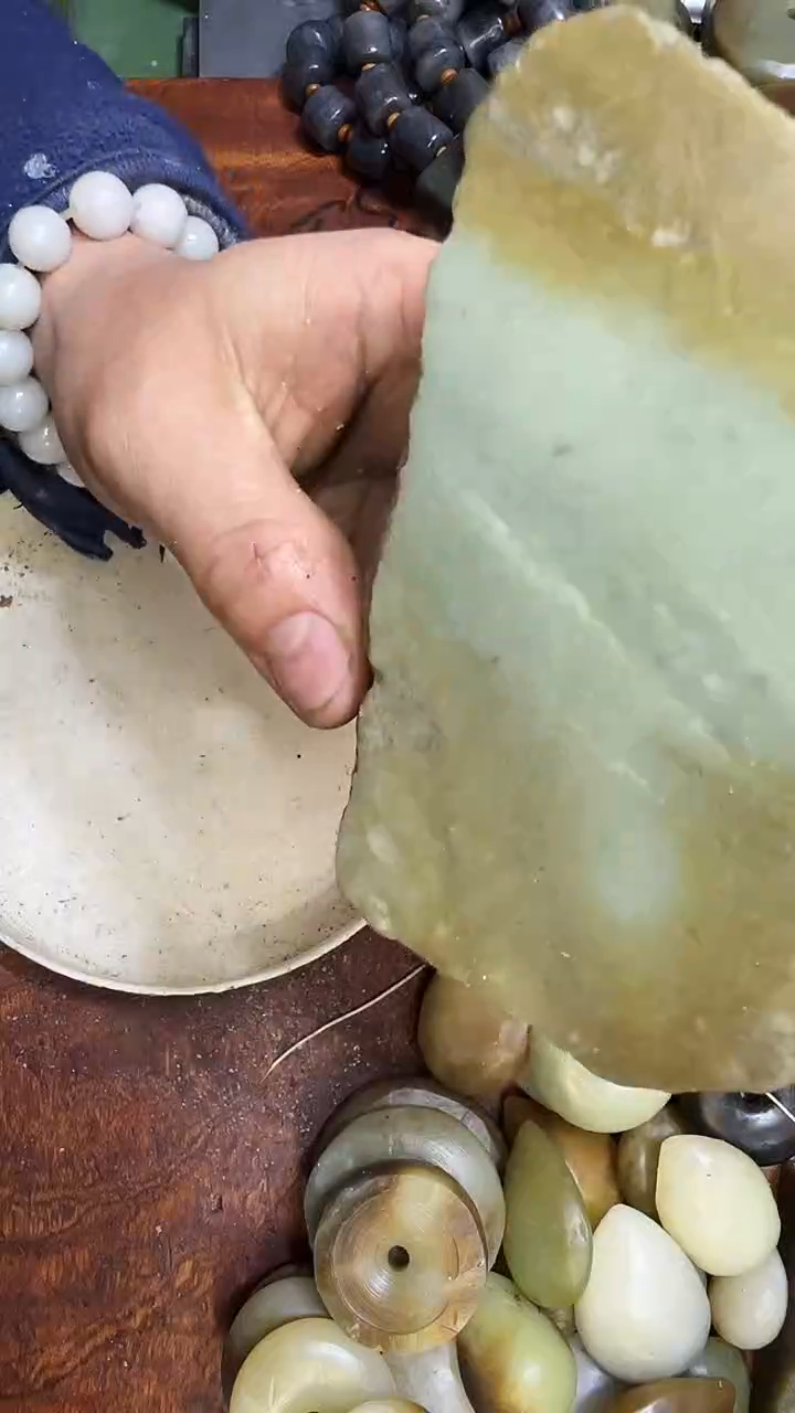 未镶嵌和田玉珠宝半成品1