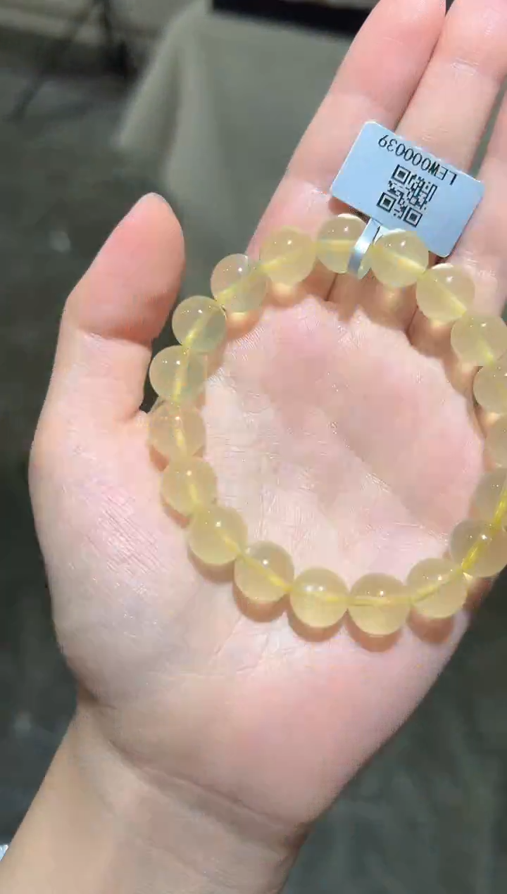 水晶手串未镶嵌手串