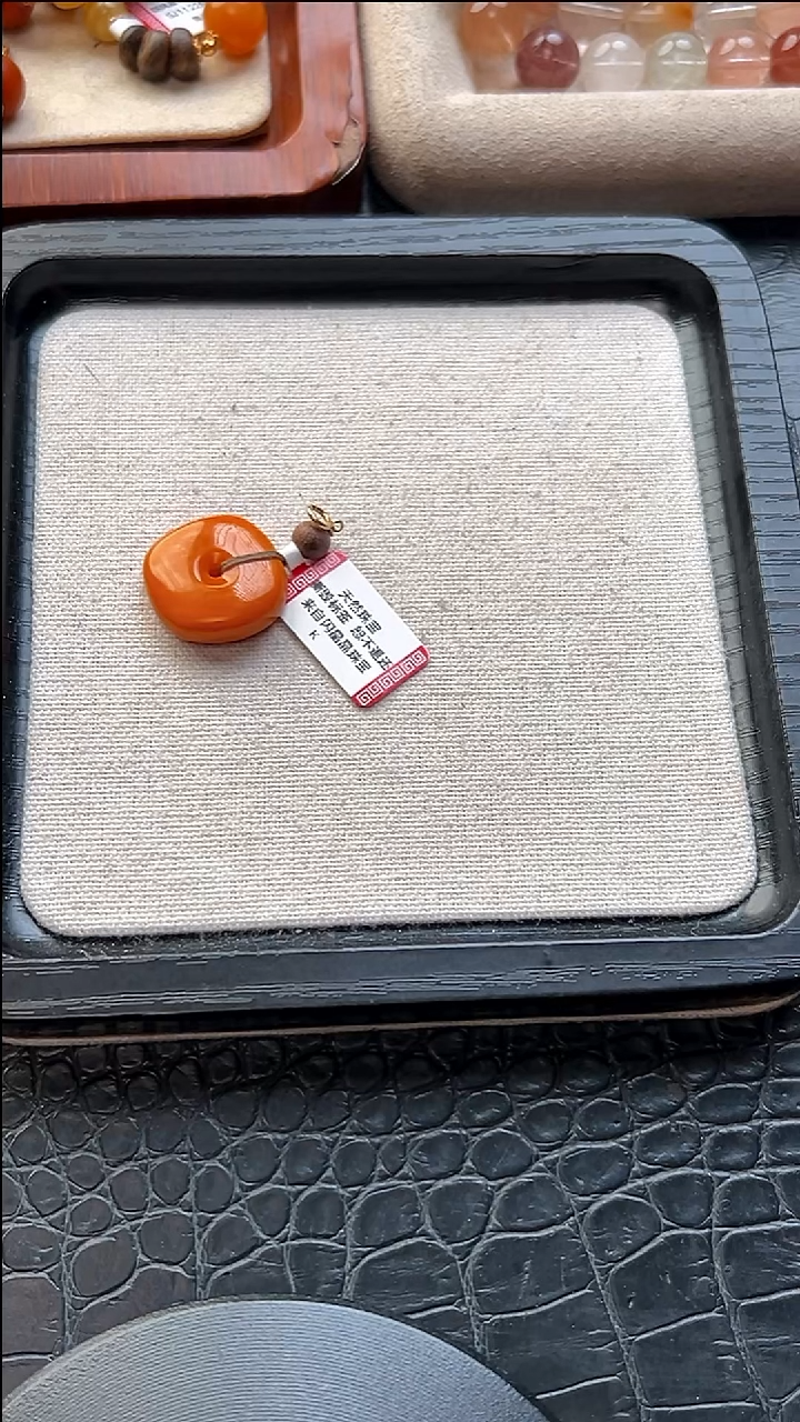 手串蜜蜡未镶嵌是***~2多样性发其一/