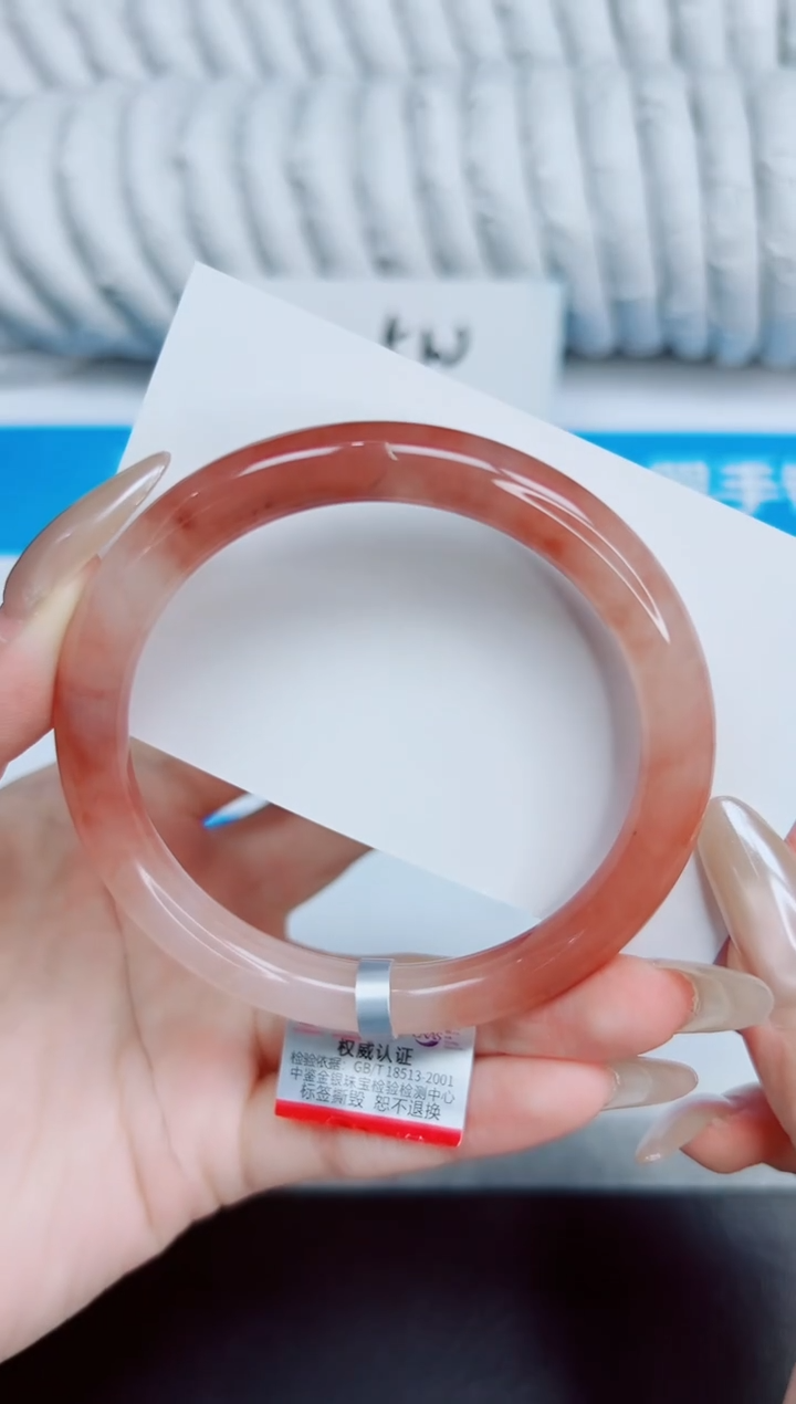 未镶嵌手镯石英质玉82/59