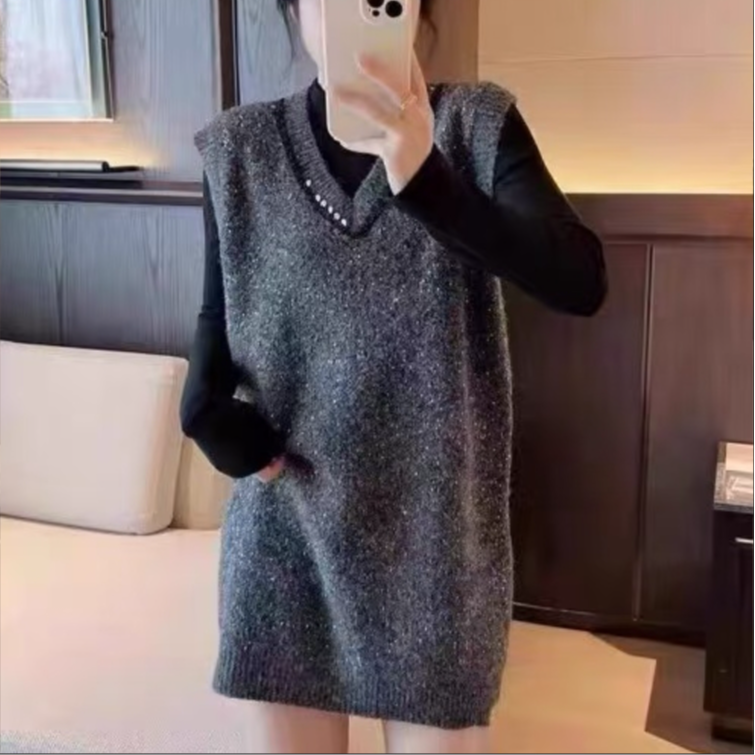 早春新款韩版时尚休闲宽松亮闪闪设计感套头灰色V领打底马甲裙女