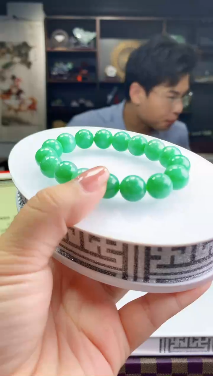 翡翠未镶嵌颈饰翡翠A货