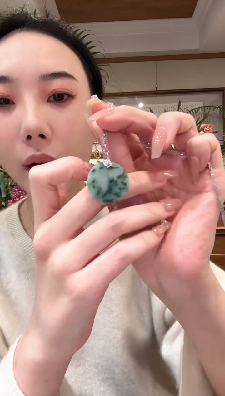 【闪购商品】翡翠颈饰未镶嵌国风