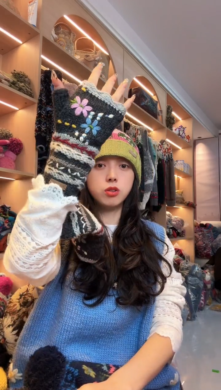 羊毛美丽如黑灰色刺绣