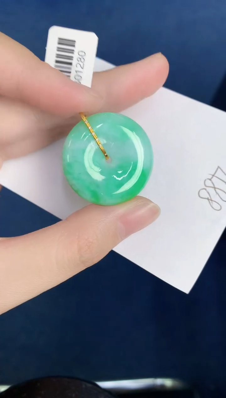 【闪购商品】翡翠颈饰18K金镶嵌000000000