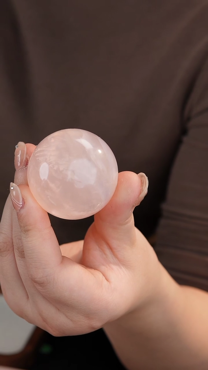 【闪购商品】芙蓉石水晶球未镶嵌60粉晶柱子